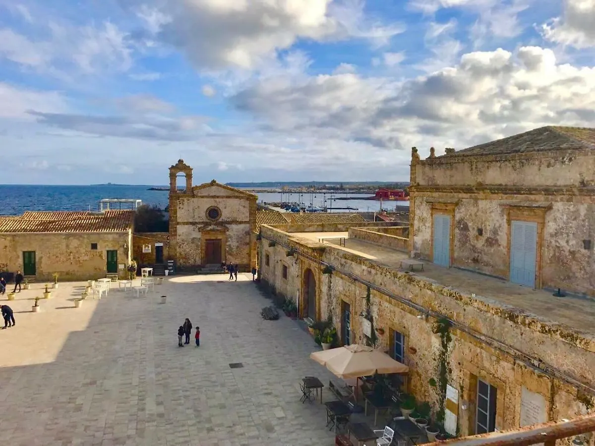 Maison d'hôtes Beb L'Alloro Pachino Italie