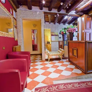 ** Hotel Henry Italia